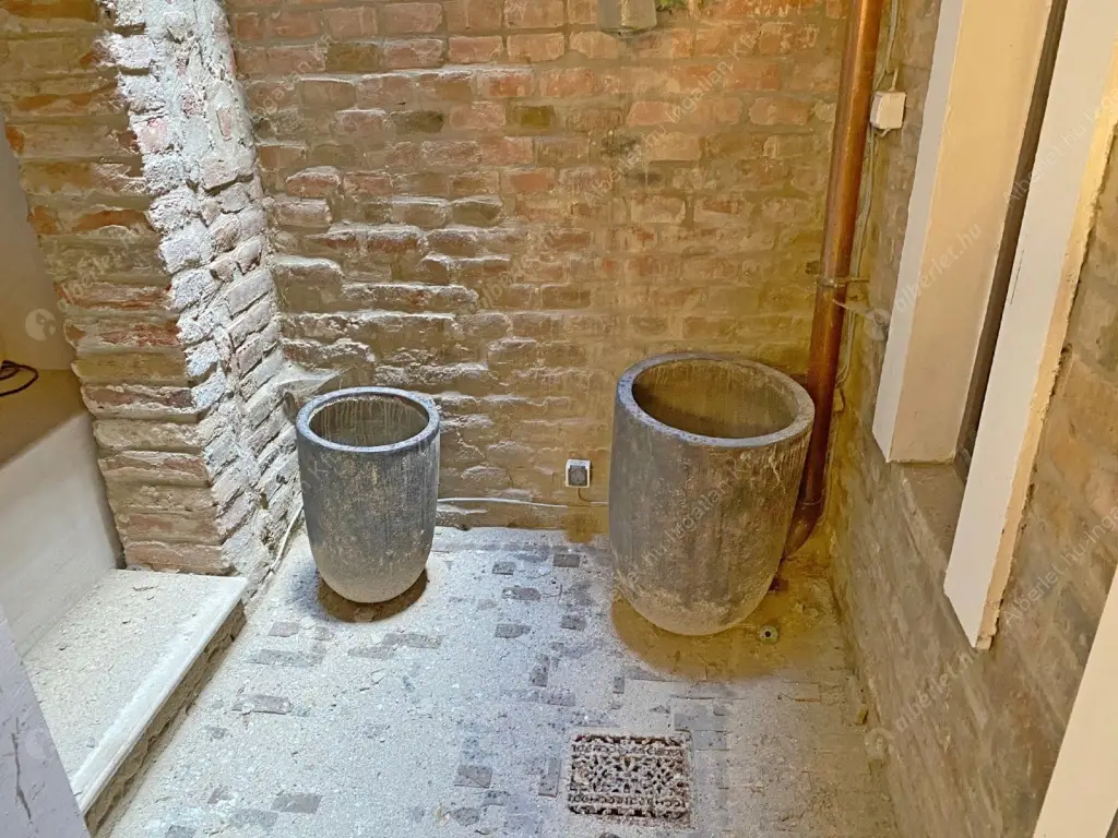 Kiadó albérlet 360000 Ft/hó áron: Budapest, VI. kerület  Andrássy út. Mérete: 51 nm, 1 szobás | Alberlet.hu - 6519441