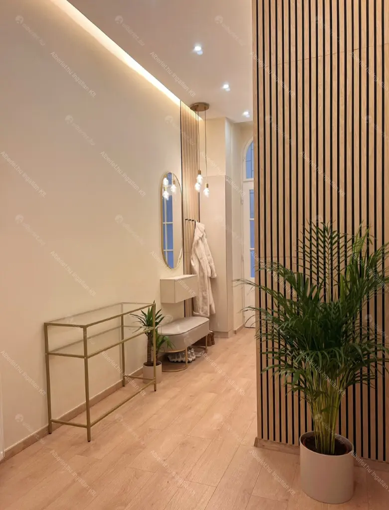 Kiadó albérlet 400000 Ft/hó áron: Budapest, VI. kerület  Andrássy út. Mérete: 65 nm, 2 szobás | Alberlet.hu - 6657752