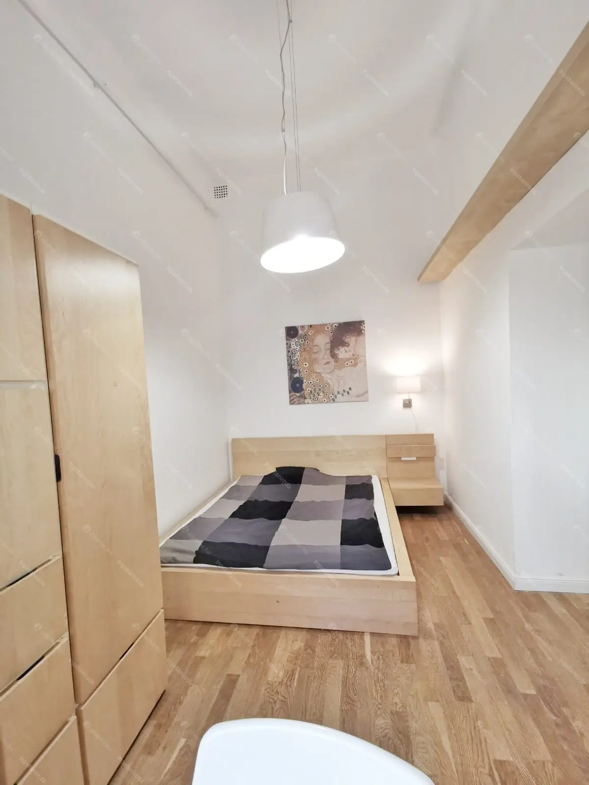 Kiadó albérlet 378000 Ft/hó áron: Budapest, VI. kerület  Andrássy út. Mérete: 66 nm, 3 szobás | Alberlet.hu - 6654208