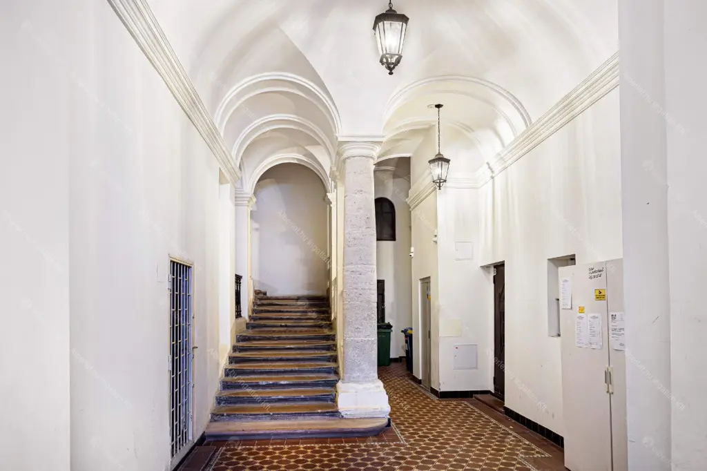 Kiadó albérlet 989000 Ft/hó áron: Budapest, VI. kerület  Andrássy út. Mérete: 77 nm, 3 szobás | Alberlet.hu - 6687366