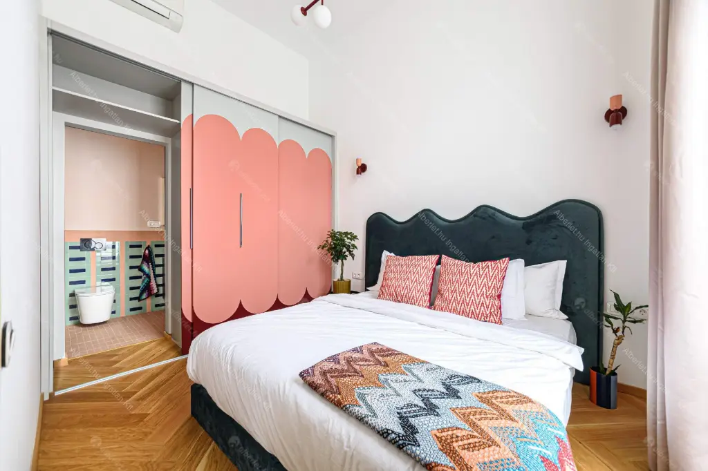 Kiadó albérlet 929000 Ft/hó áron: Budapest, VI. kerület  Andrássy út. Mérete: 77 nm, 3 szobás | Alberlet.hu - 6691215