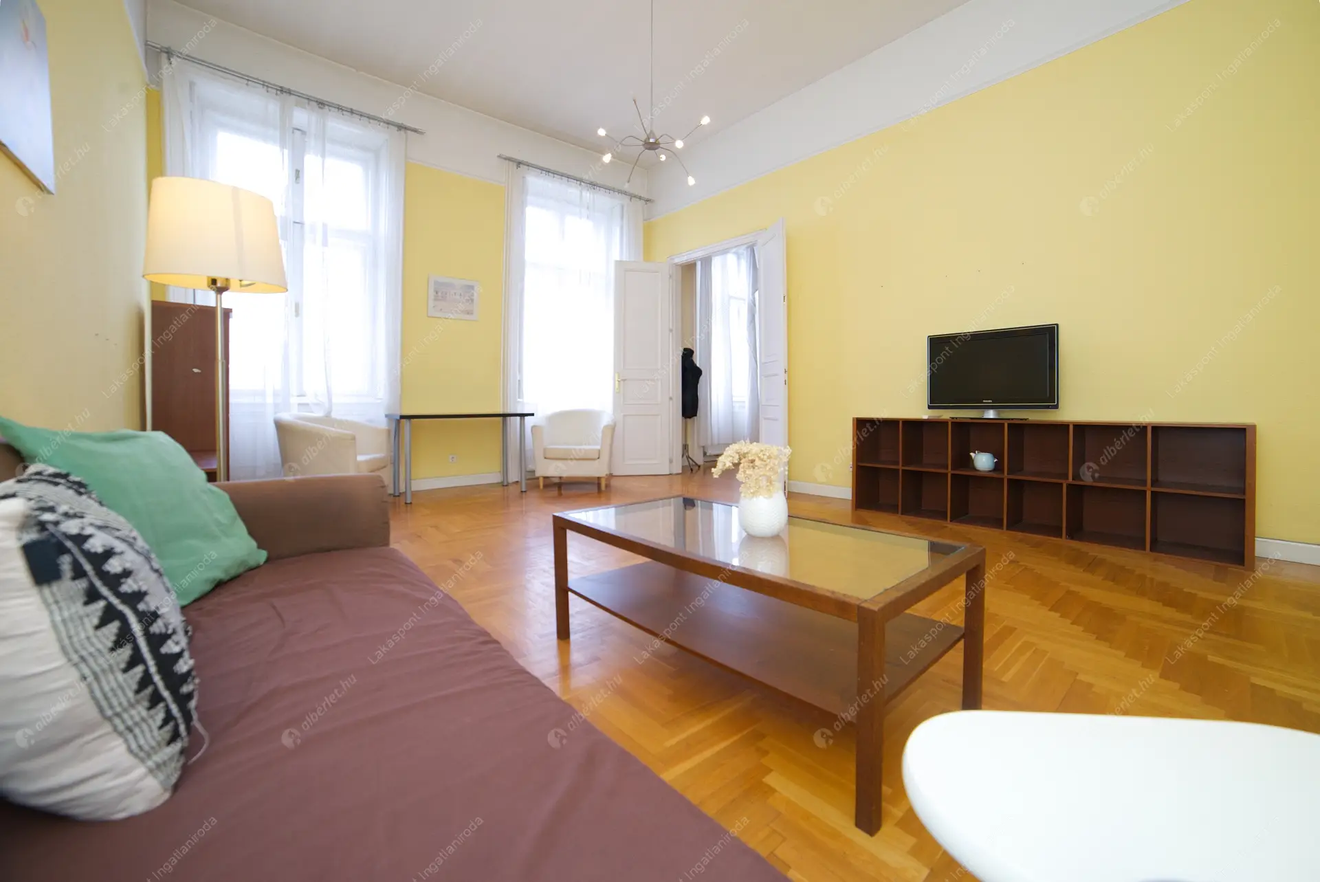 Kiadó albérlet 278000 Ft/hó áron: Budapest, VI. kerület  Andrássy út. Mérete: 80 nm, 2 szobás | Alberlet.hu - 6592081