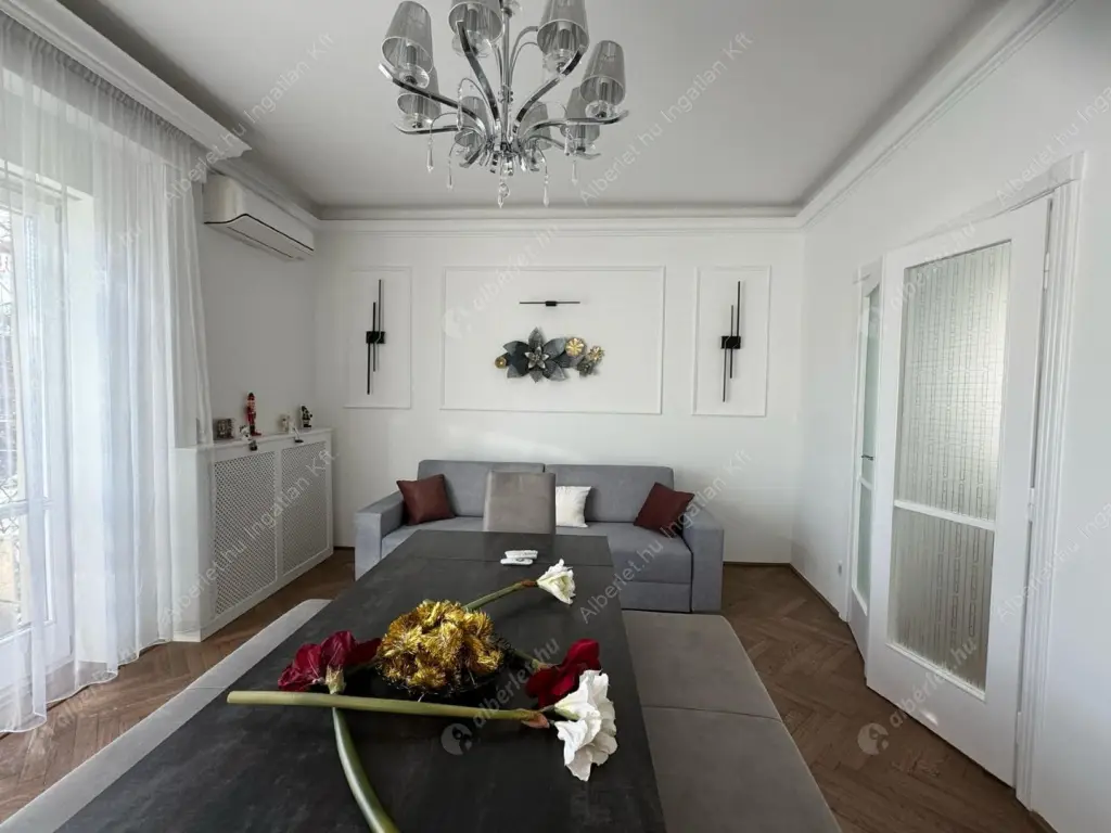 Kiadó albérlet 850000 Ft/hó áron: Budapest, VI. kerület  Andrássy út. Mérete: 97 nm, 3 szobás | Alberlet.hu - 6559283