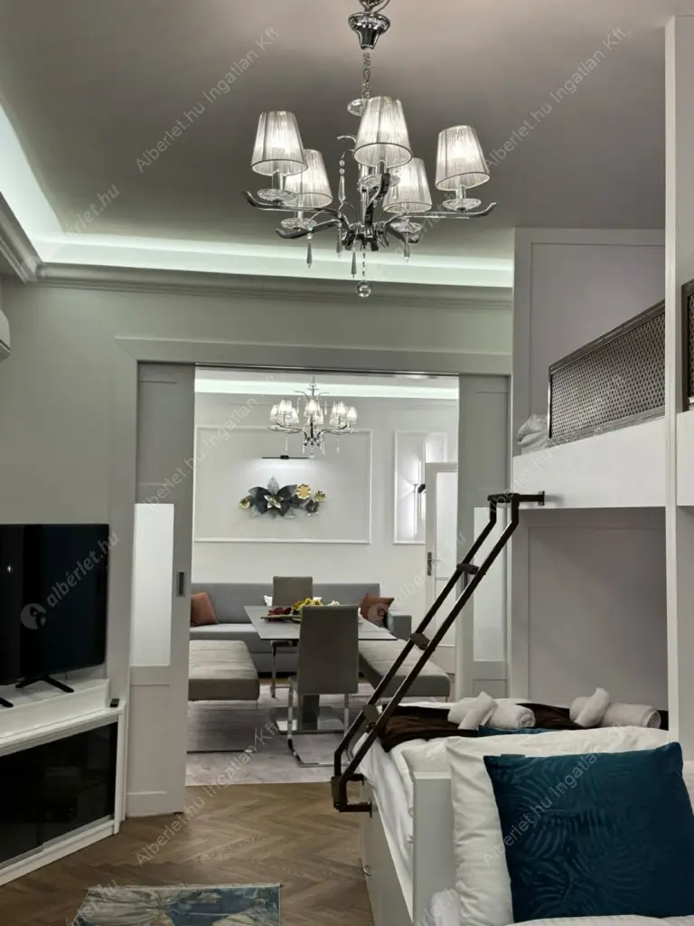 Kiadó albérlet 850000 Ft/hó áron: Budapest, VI. kerület  Andrássy út. Mérete: 97 nm, 3 szobás | Alberlet.hu - 6559285