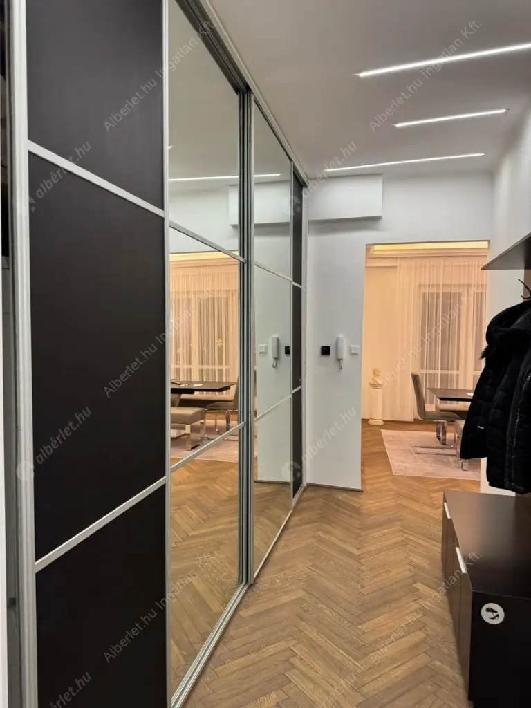 Kiadó albérlet 850000 Ft/hó áron: Budapest, VI. kerület  Andrássy út. Mérete: 97 nm, 3 szobás | Alberlet.hu - 6559293