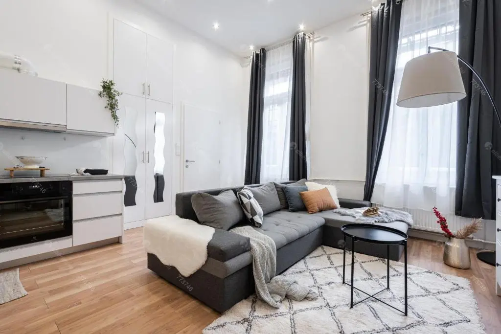 Kiadó albérlet 250000 Ft/hó áron: Budapest, VI. kerület   Anker köz . Mérete: 20 nm,  szobás | Alberlet.hu - 6636238