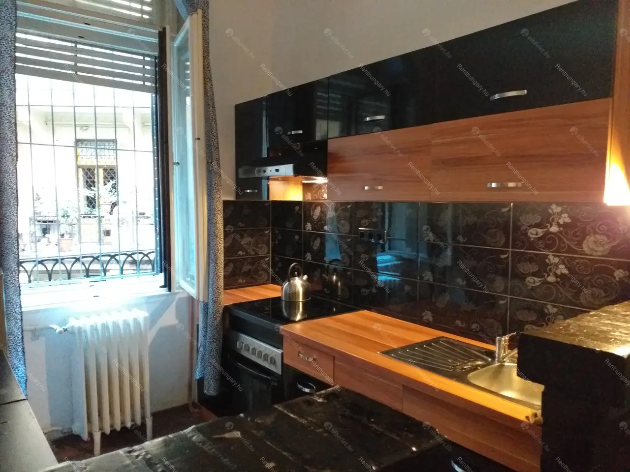 Kiadó albérlet 300000 Ft/hó áron: Budapest, VI. kerület  Anker köz. Mérete: 40 nm, 1 szobás | Alberlet.hu - 5085486