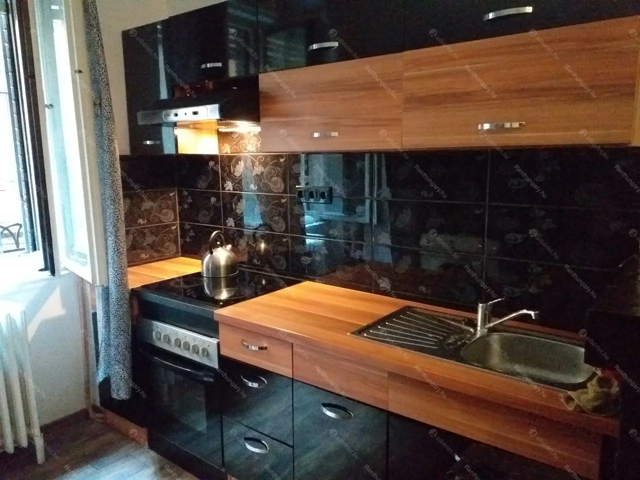 Kiadó albérlet 300000 Ft/hó áron: Budapest, VI. kerület  Anker köz. Mérete: 40 nm, 1 szobás | Alberlet.hu - 5085489