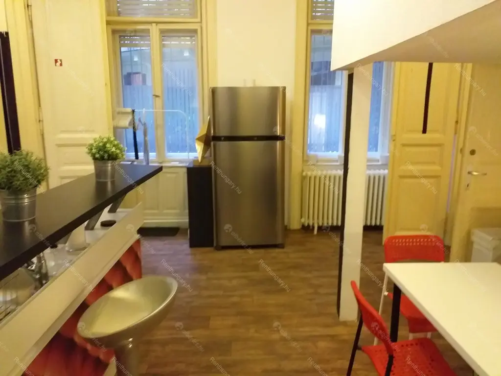 Kiadó albérlet 230000 Ft/hó áron: Budapest, VI. kerület  Anker köz. Mérete: 68 nm, 2 szobás | Alberlet.hu - 6670858