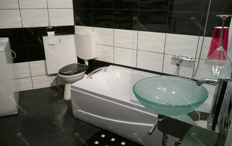 Kiadó albérlet 230000 Ft/hó áron: Budapest, VI. kerület  Anker köz. Mérete: 68 nm, 2 szobás | Alberlet.hu - 6670873