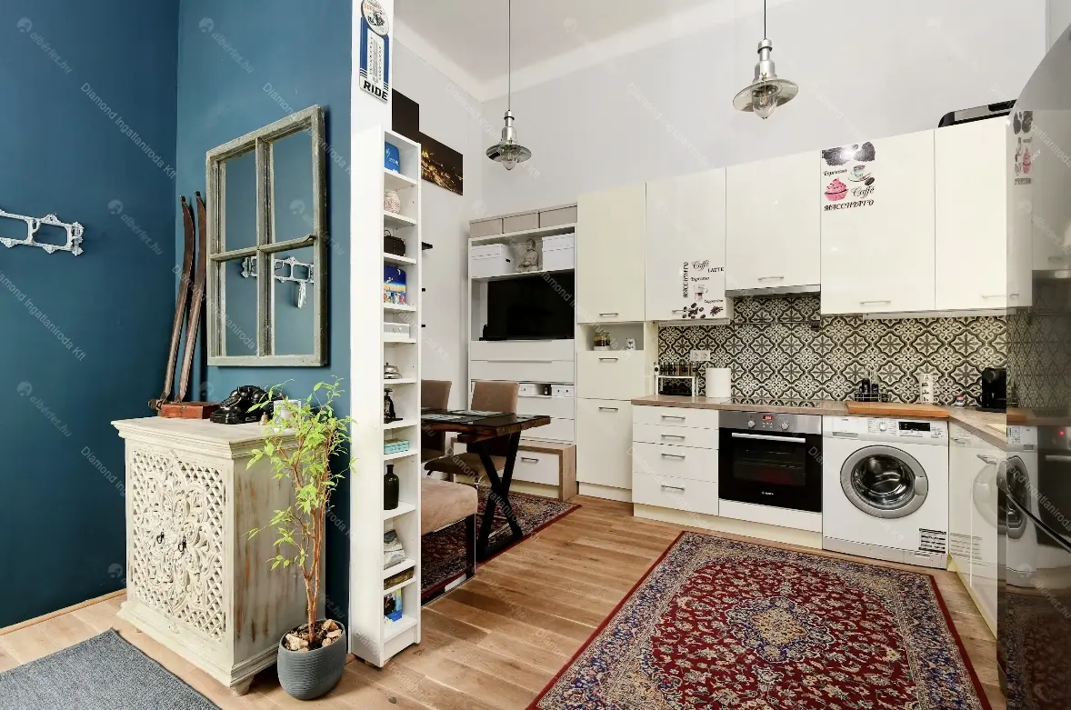 Kiadó albérlet 300000 Ft/hó áron: Budapest, VI. kerület  Aradi utca. Mérete: 49 nm, 1 szobás | Alberlet.hu - 6647053