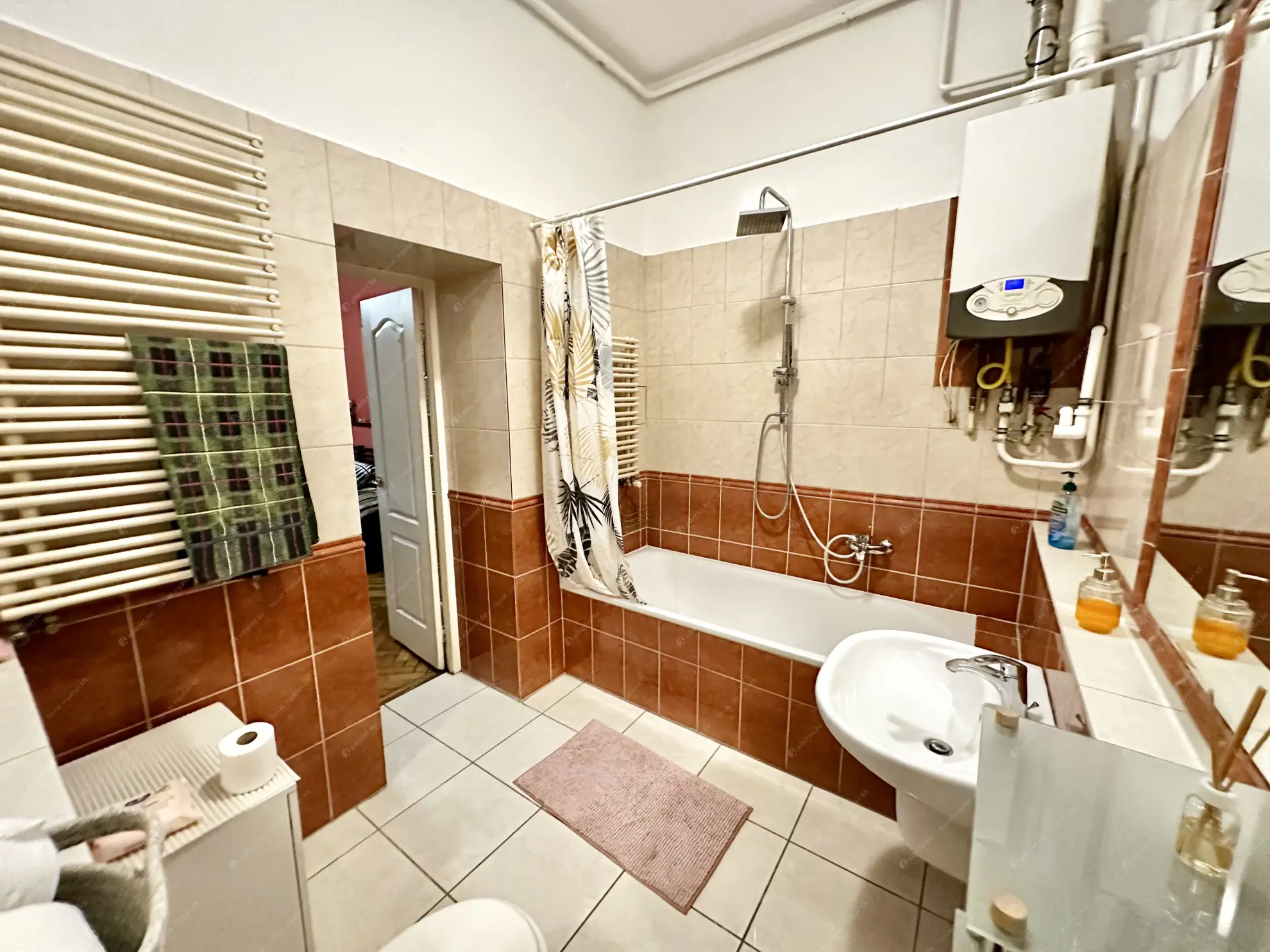 Kiadó albérlet 310000 Ft/hó áron: Budapest, VI. kerület  Aradi utca. Mérete: 84 nm, 3 szobás | Alberlet.hu - 6630316