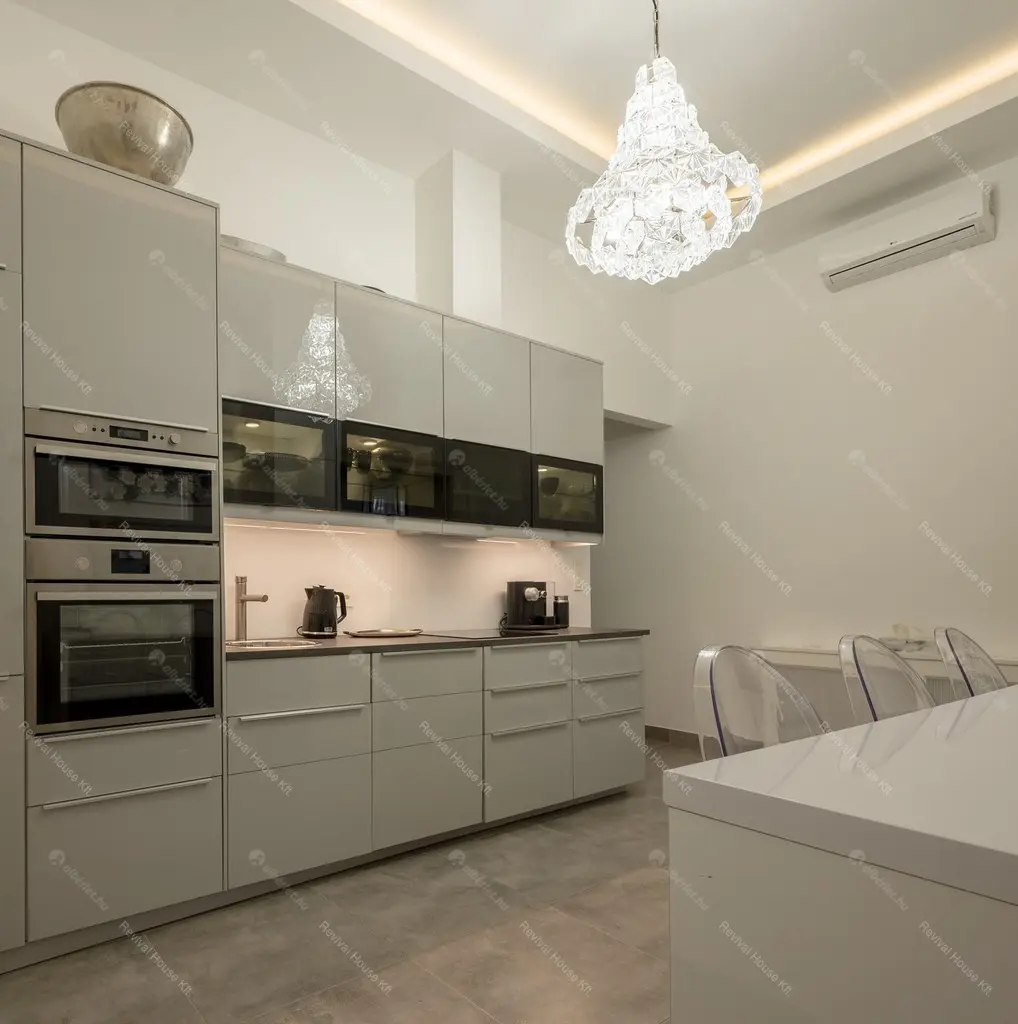 Kiadó albérlet 428000 Ft/hó áron: Budapest, VI. kerület  Aradi utca. Mérete: 92 nm, 3 szobás | Alberlet.hu - 5459116