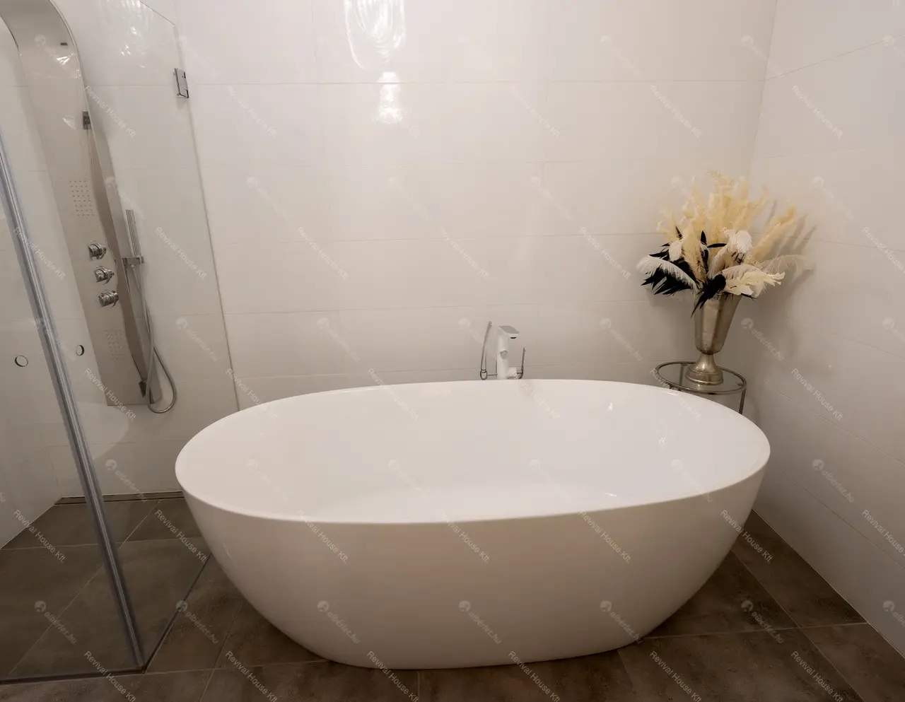 Kiadó albérlet 428000 Ft/hó áron: Budapest, VI. kerület  Aradi utca. Mérete: 92 nm, 3 szobás | Alberlet.hu - 5459132