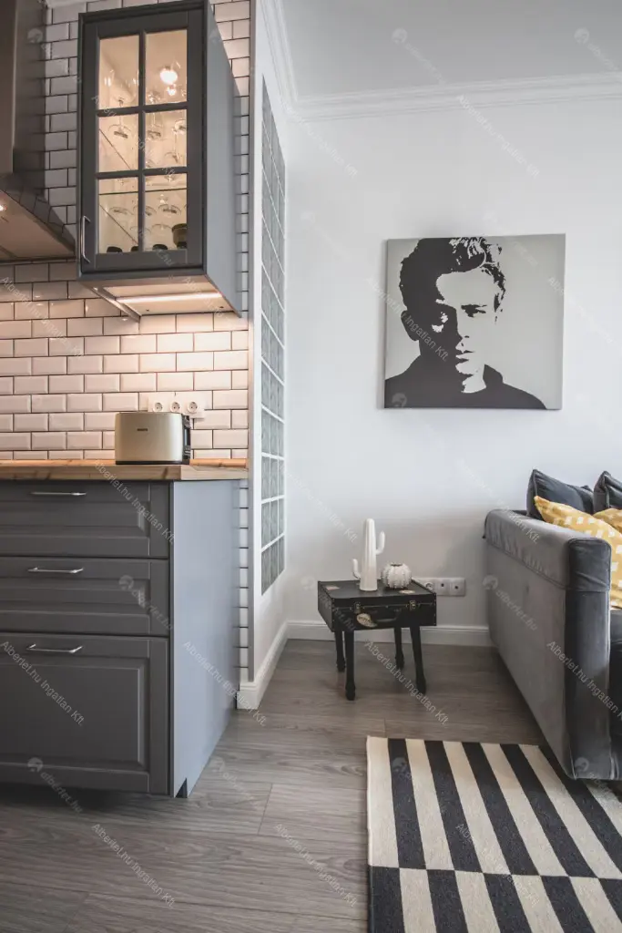 Kiadó albérlet 467000 Ft/hó áron: Budapest, VI. kerület  Bajcsy-Zsilinszky köz. Mérete: 78 nm, 2 szobás | Alberlet.hu - 6688879