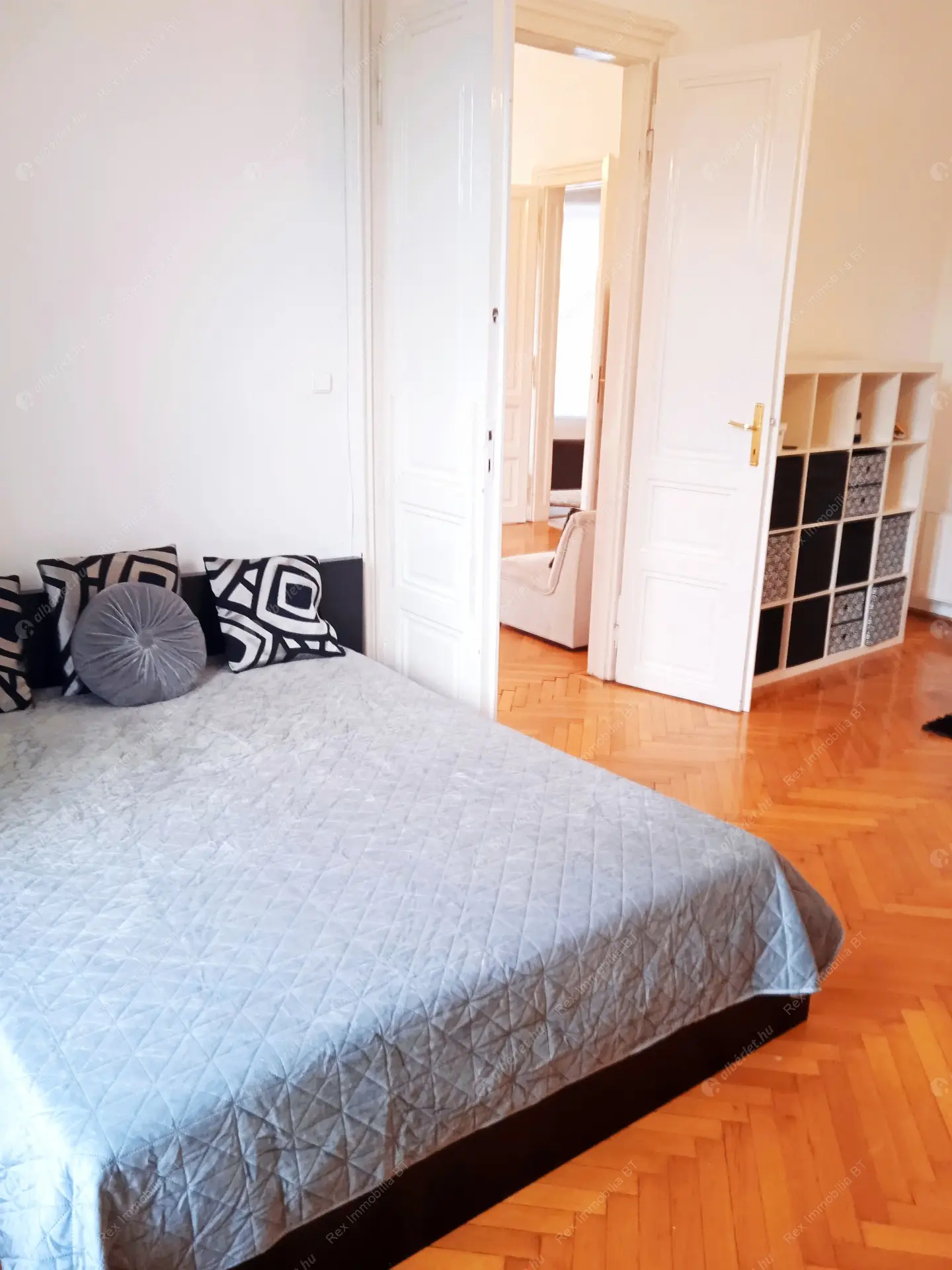 Kiadó albérlet 505000 Ft/hó áron: Budapest, VI. kerület  Bajcsy-Zsilinszky út. Mérete: 140 nm, 4 szobás | Alberlet.hu - 6425923