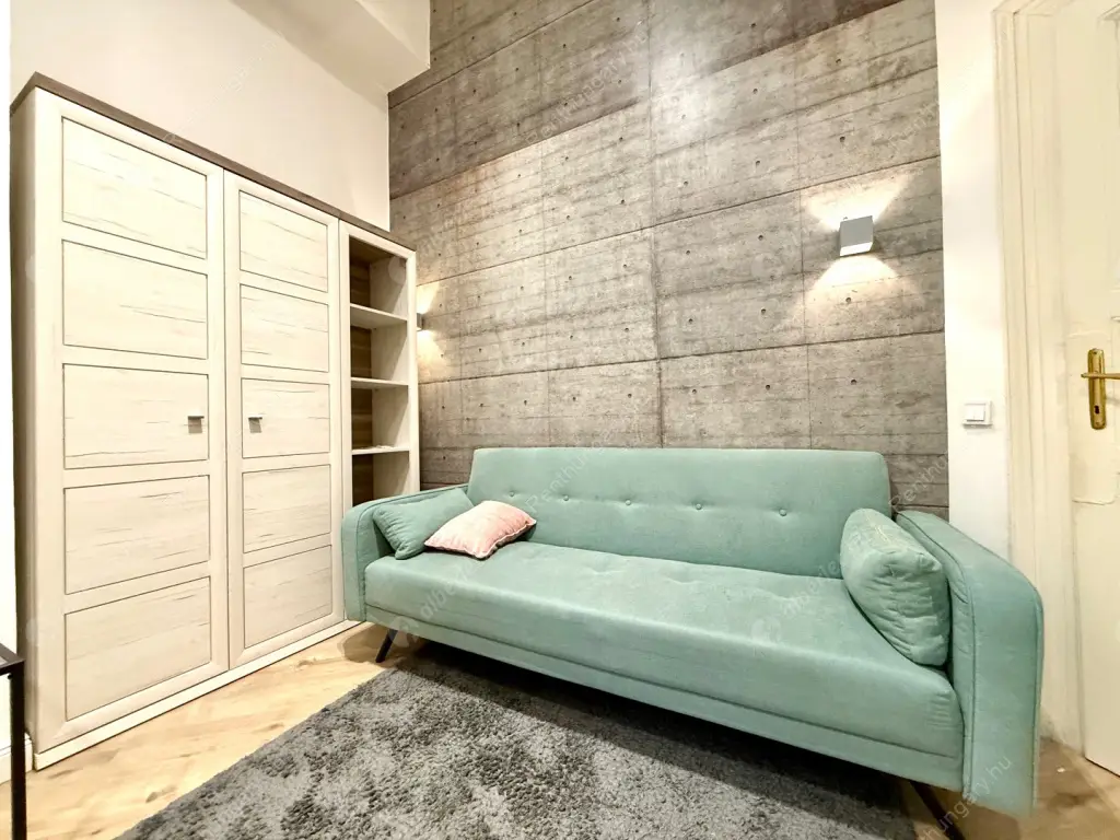 Kiadó albérlet 210000 Ft/hó áron: Budapest, VI. kerület  Bajcsy-Zsilinszky út. Mérete: 40 nm, 1 szobás | Alberlet.hu - 6594296