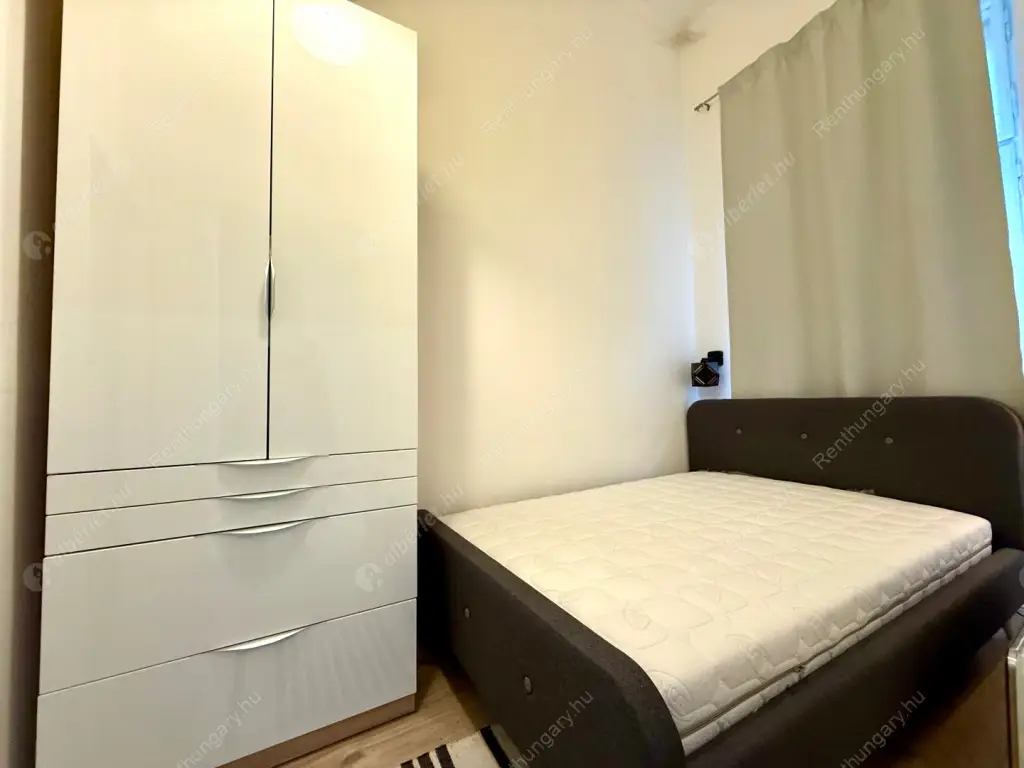 Kiadó albérlet 210000 Ft/hó áron: Budapest, VI. kerület  Bajcsy-Zsilinszky út. Mérete: 40 nm, 1 szobás | Alberlet.hu - 6594302
