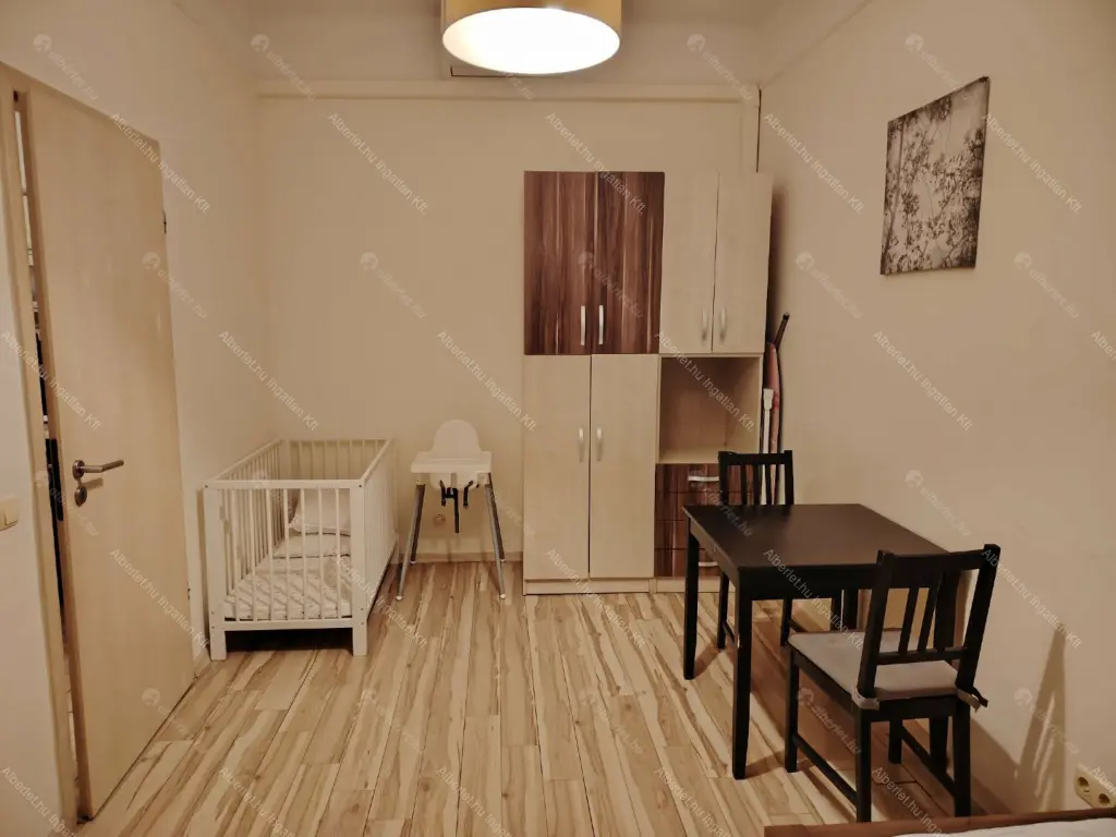 Kiadó albérlet 320000 Ft/hó áron: Budapest, VI. kerület  Bajcsy-Zsilinszky út. Mérete: 55 nm, 3 szobás | Alberlet.hu - 6641197