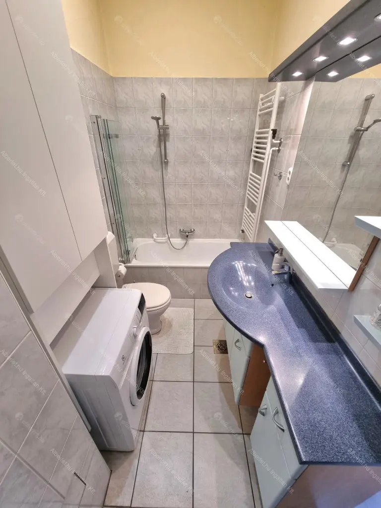 Kiadó albérlet 462000 Ft/hó áron: Budapest, VI. kerület  Bajcsy-Zsilinszky út. Mérete: 65 nm, 2 szobás | Alberlet.hu - 6654399