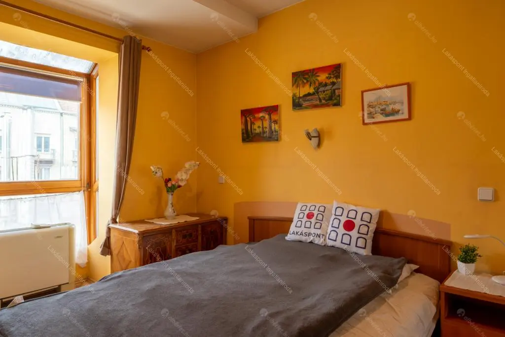 Kiadó albérlet 299000 Ft/hó áron: Budapest, VI. kerület  Bajcsy-Zsilinszky út. Mérete: 72 nm, 3 szobás | Alberlet.hu - 6664167