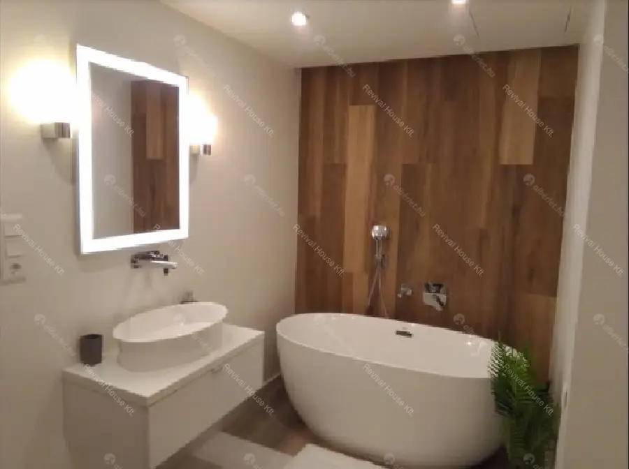 Kiadó albérlet 520000 Ft/hó áron: Budapest, VI. kerület  Bajcsy-Zsilinszky út. Mérete: 73 nm, 3 szobás | Alberlet.hu - 6641825