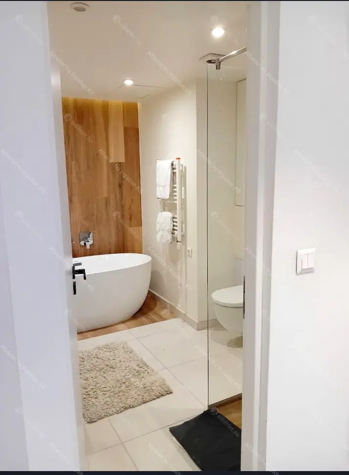 Kiadó albérlet 520000 Ft/hó áron: Budapest, VI. kerület  Bajcsy-Zsilinszky út. Mérete: 73 nm, 3 szobás | Alberlet.hu - 6642886