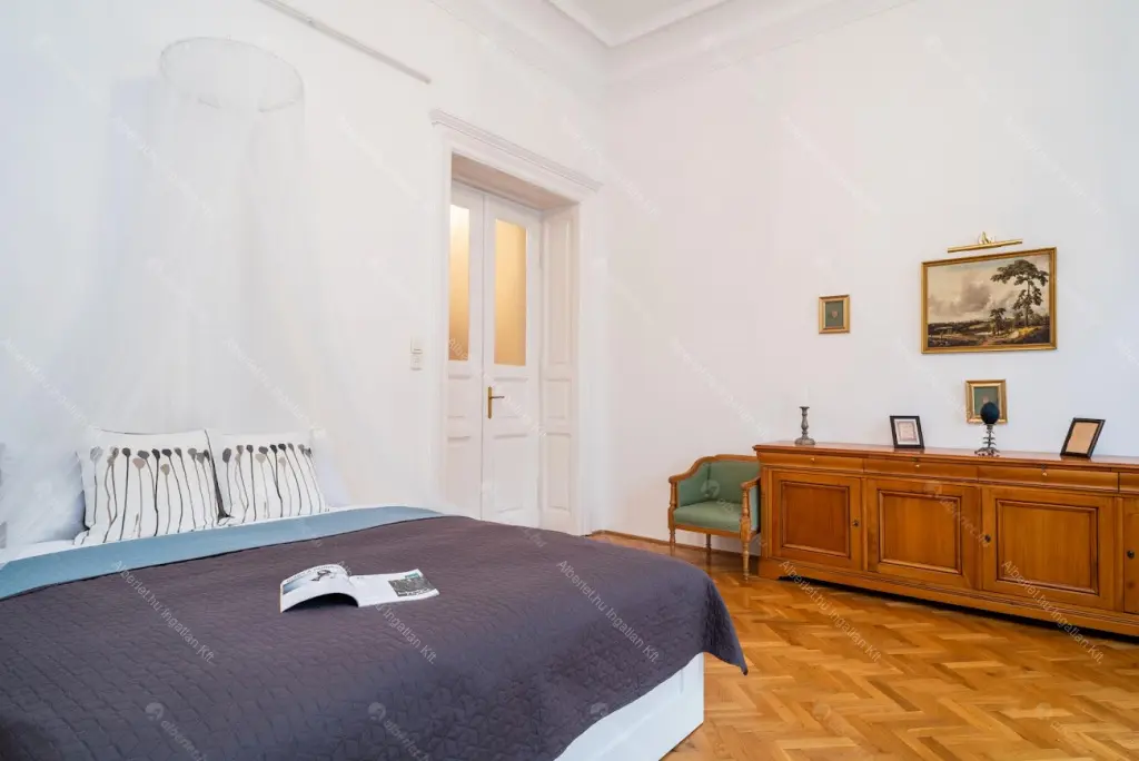 Kiadó albérlet 273000 Ft/hó áron: Budapest, VI. kerület  Bajza utca. Mérete: 57 nm, 1 szobás | Alberlet.hu - 6687346