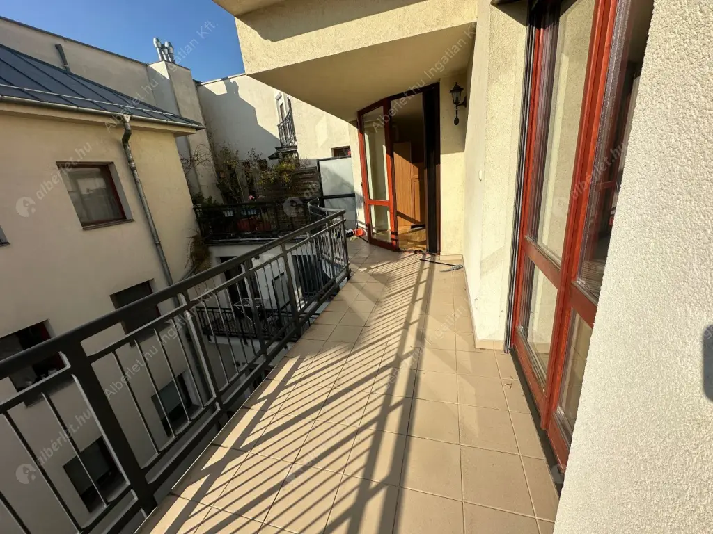 Kiadó albérlet 800000 Ft/hó áron: Budapest, VI. kerület  Benczúr utca. Mérete: 137 nm, 4 szobás | Alberlet.hu - 6574705