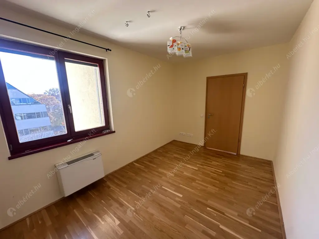 Kiadó albérlet 800000 Ft/hó áron: Budapest, VI. kerület  Benczúr utca. Mérete: 137 nm, 4 szobás | Alberlet.hu - 6574707