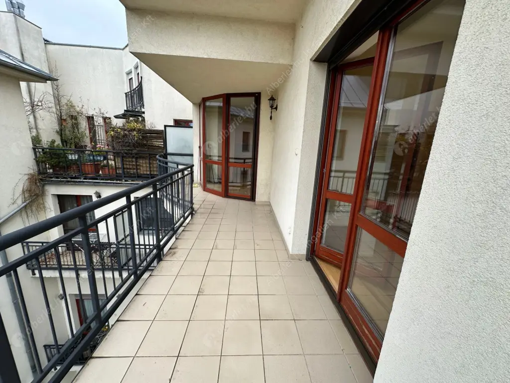 Kiadó albérlet 790000 Ft/hó áron: Budapest, VI. kerület  Benczúr utca. Mérete: 137 nm, 4 szobás | Alberlet.hu - 6591946