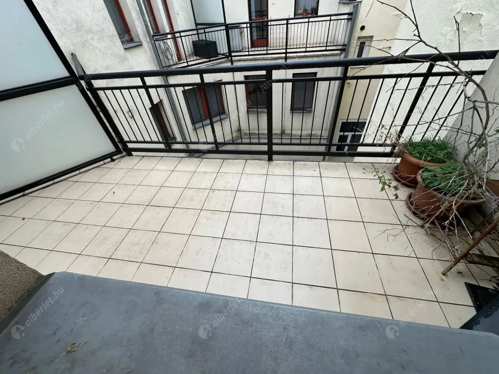 Kiadó albérlet 790000 Ft/hó áron: Budapest, VI. kerület  Benczúr utca. Mérete: 137 nm, 4 szobás | Alberlet.hu - 6591954