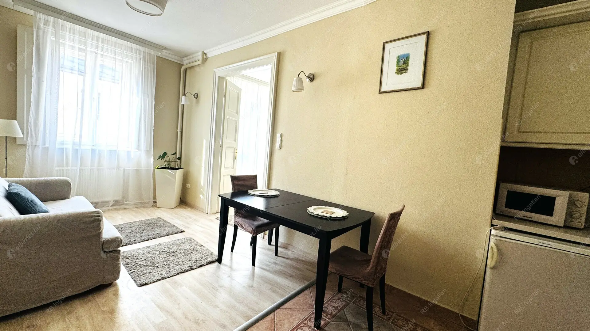 Kiadó albérlet 350000 Ft/hó áron: Budapest, VI. kerület  Benczúr utca. Mérete: 65 nm, 2 szobás | Alberlet.hu - 6517045