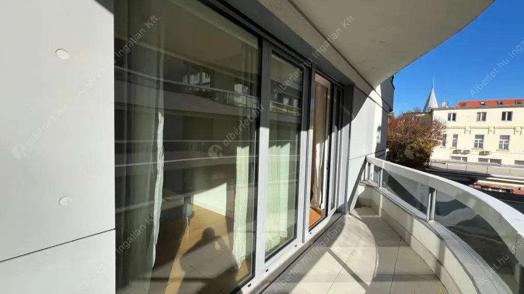 Kiadó albérlet 580000 Ft/hó áron: Budapest, VI. kerület  Benczúr utca. Mérete: 85 nm, 3 szobás | Alberlet.hu - 6574174