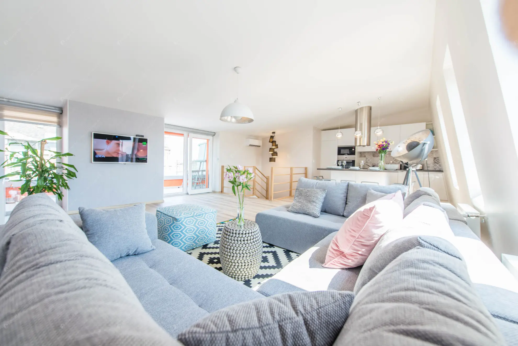 Kiadó albérlet 774000 Ft/hó áron: Budapest, VI. kerület  Csengery utca. Mérete: 104 nm, 5 szobás | Alberlet.hu - 6606965