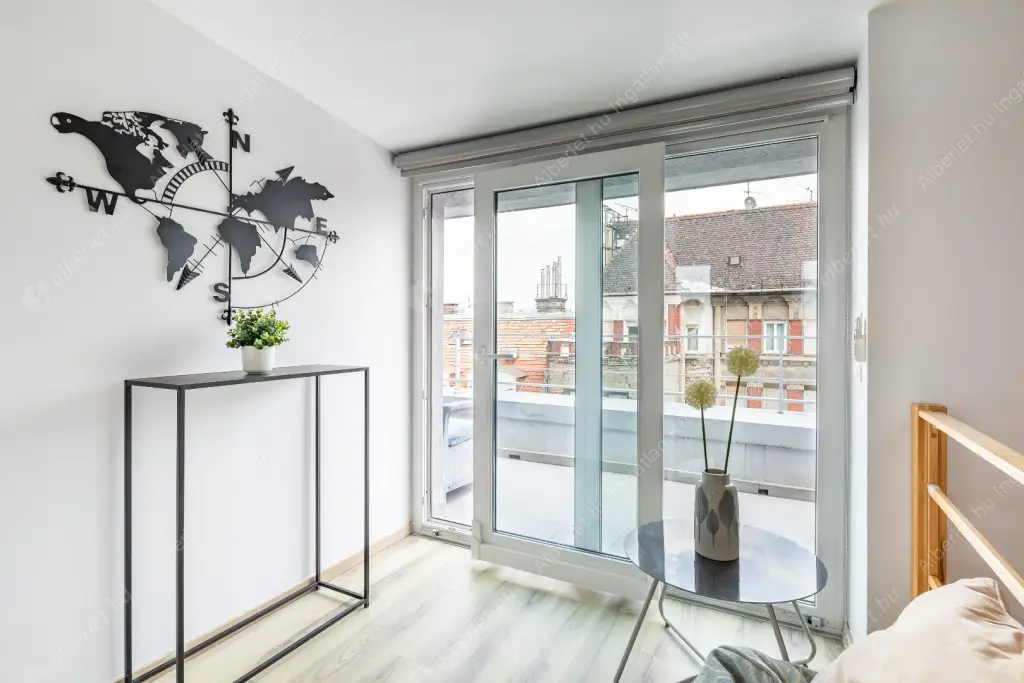 Kiadó albérlet 962000 Ft/hó áron: Budapest, VI. kerület  Csengery utca. Mérete: 104 nm, 5 szobás | Alberlet.hu - 6583209