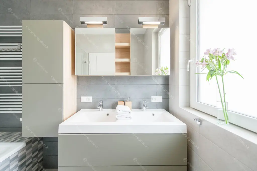 Kiadó albérlet 765000 Ft/hó áron: Budapest, VI. kerület  Csengery utca. Mérete: 104 nm, 5 szobás | Alberlet.hu - 6681752