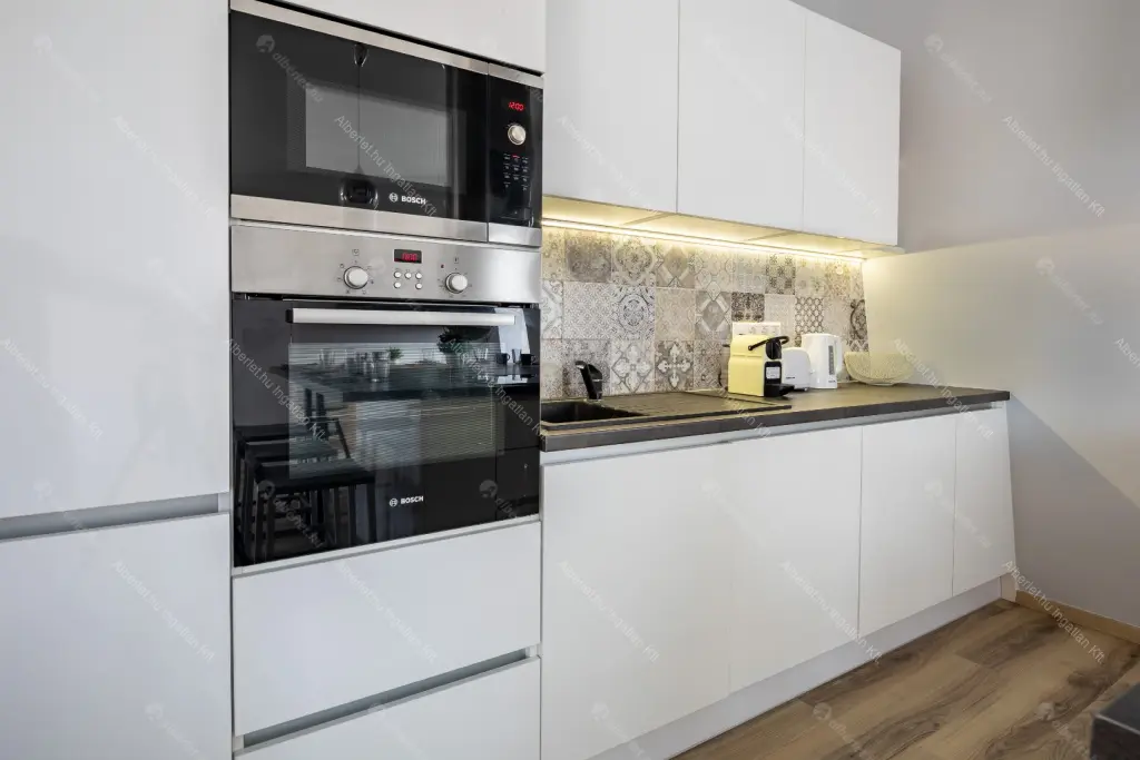 Kiadó albérlet 765000 Ft/hó áron: Budapest, VI. kerület  Csengery utca. Mérete: 104 nm, 5 szobás | Alberlet.hu - 6681764