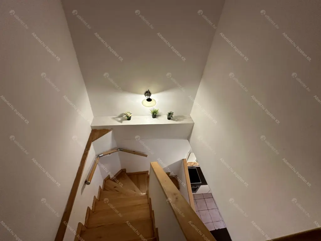 Kiadó albérlet 437000 Ft/hó áron: Budapest, VI. kerület  Csengery utca. Mérete: 105 nm, 4 szobás | Alberlet.hu - 6685515