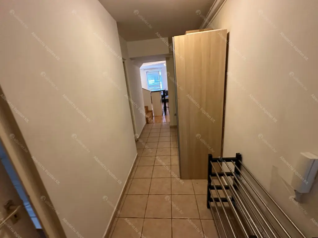 Kiadó albérlet 437000 Ft/hó áron: Budapest, VI. kerület  Csengery utca. Mérete: 105 nm, 4 szobás | Alberlet.hu - 6685519