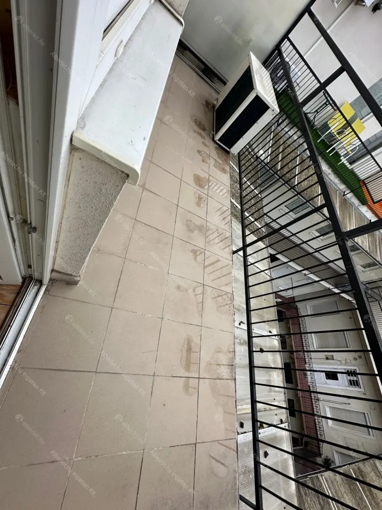 Kiadó albérlet 437000 Ft/hó áron: Budapest, VI. kerület  Csengery utca. Mérete: 105 nm, 4 szobás | Alberlet.hu - 6685521