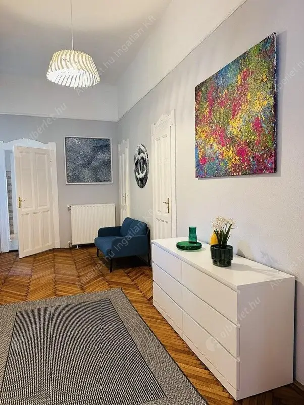 Kiadó albérlet 765000 Ft/hó áron: Budapest, VI. kerület  Csengery utca. Mérete: 124 nm, 5 szobás | Alberlet.hu - 6551948