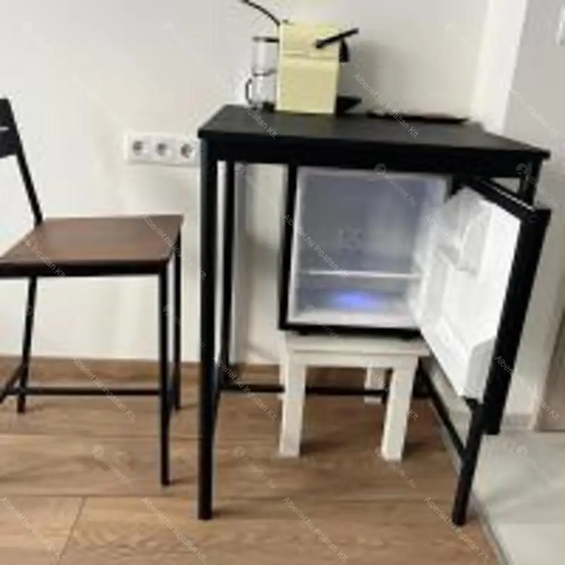 Kiadó albérlet 500000 Ft/hó áron: Budapest, VI. kerület  Csengery utca. Mérete: 50 nm, 2 szobás | Alberlet.hu - 6684845