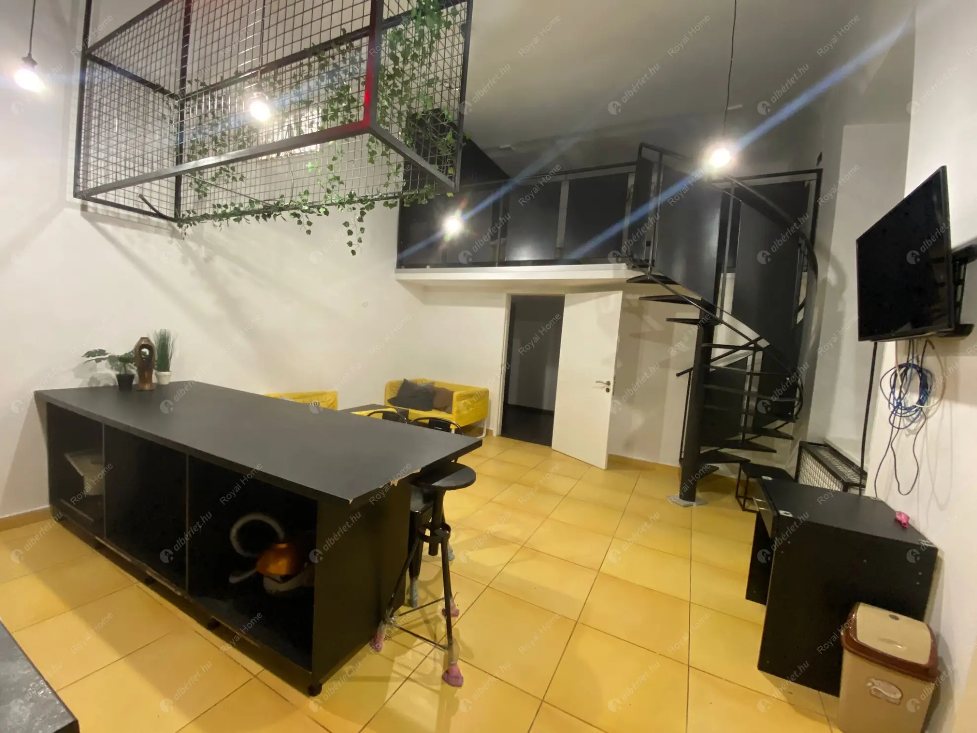 Kiadó albérlet 280000 Ft/hó áron: Budapest, VI. kerület  Csengery utca. Mérete: 50 nm, 3 szobás | Alberlet.hu - 6569900