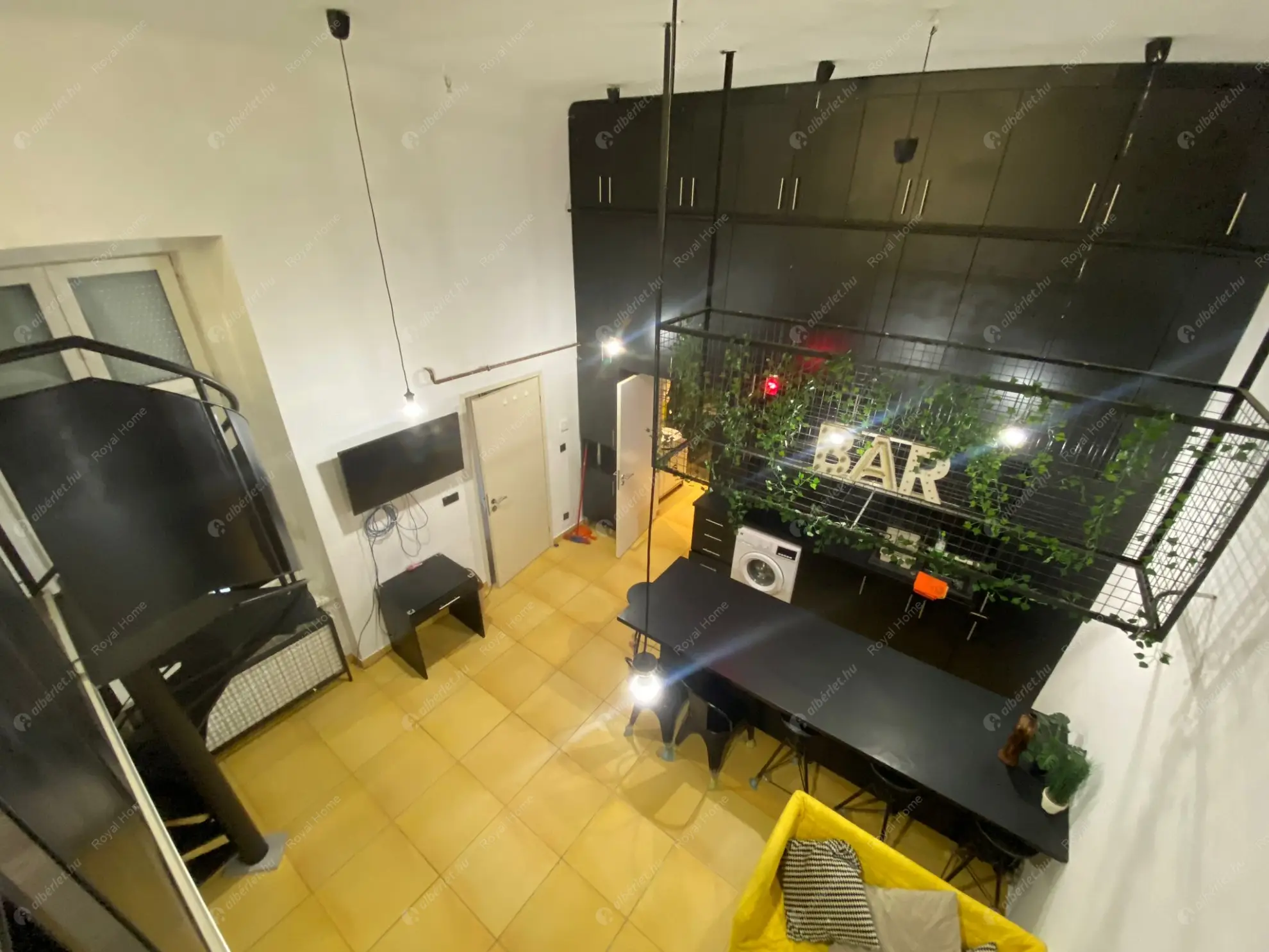 Kiadó albérlet 280000 Ft/hó áron: Budapest, VI. kerület  Csengery utca. Mérete: 50 nm, 3 szobás | Alberlet.hu - 6569920