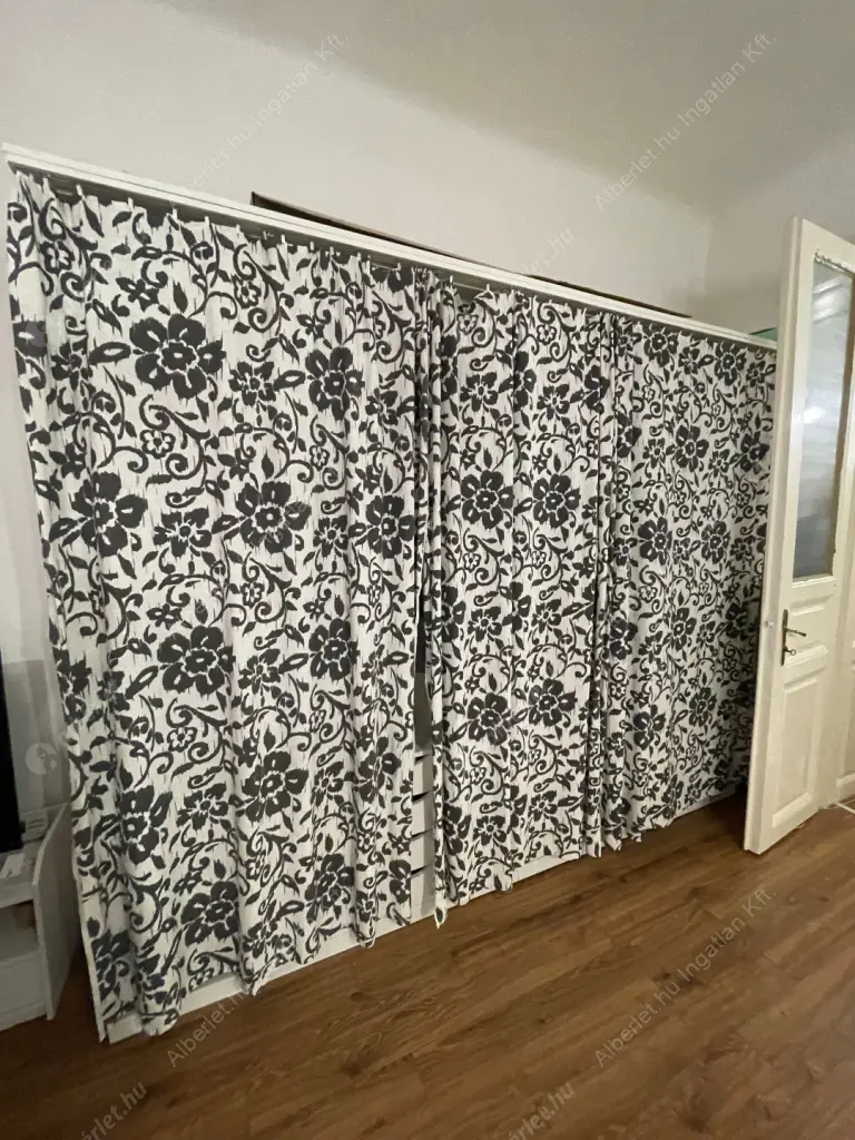 Kiadó albérlet 289000 Ft/hó áron: Budapest, VI. kerület  Csengery utca. Mérete: 58 nm, 2 szobás | Alberlet.hu - 6592819