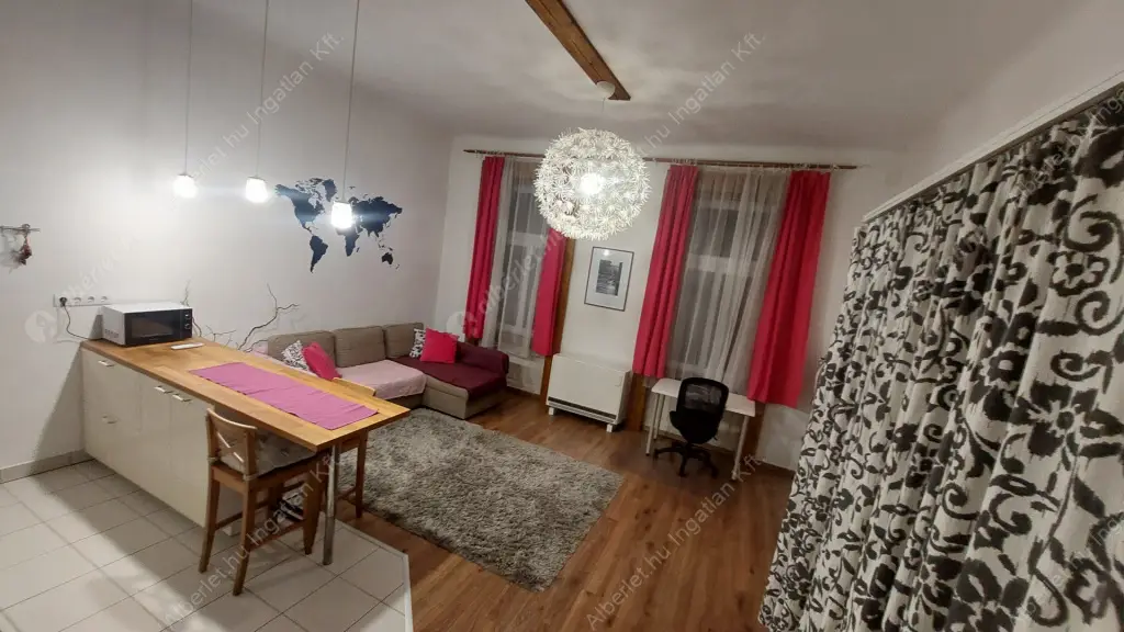 Kiadó albérlet 279000 Ft/hó áron: Budapest, VI. kerület  Csengery utca. Mérete: 58 nm, 2 szobás | Alberlet.hu - 6618944