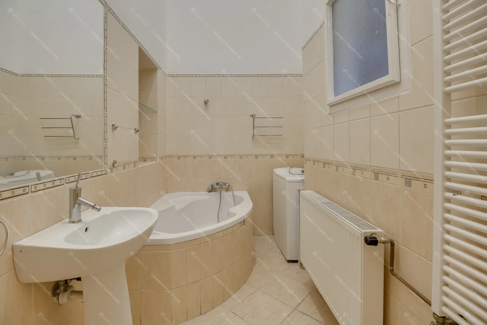 Kiadó albérlet 417000 Ft/hó áron: Budapest, VI. kerület  Csengery utca. Mérete: 97 nm, 4 szobás | Alberlet.hu - 6657353