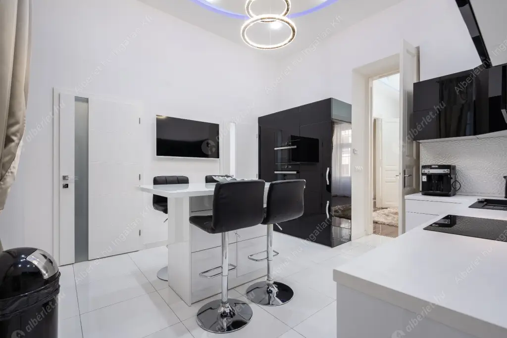 Kiadó albérlet 1590000 Ft/hó áron: Budapest, VI. kerület  Dalszínház utca. Mérete: 115 nm, 4 szobás | Alberlet.hu - 6586826