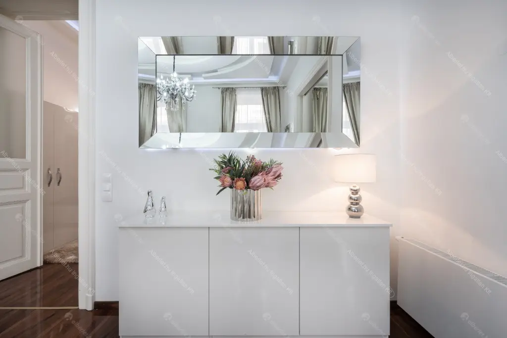 Kiadó albérlet 1100000 Ft/hó áron: Budapest, VI. kerület  Dalszínház utca. Mérete: 115 nm, 4 szobás | Alberlet.hu - 6682077